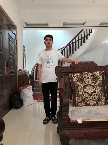 ¥